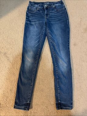 Women’s Maurice’s Skinny Jeans.  S-Short